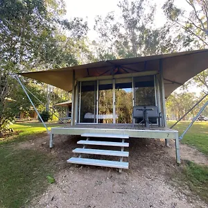 Luxury tent Habitat Noosa, Cootharaba